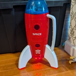 Spaceship With Rover That Counts Down With Lights