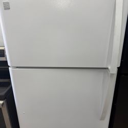 Kenmore Top And Bottom Refrigerator 
