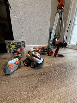 Vintage RC Car Bundle – Maisto Baja Beast + 1995 Stunt Boss – Working – $100
