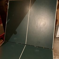 Ping Pong Table 