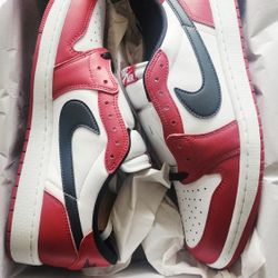 Air Jordan 1 Low Chicago