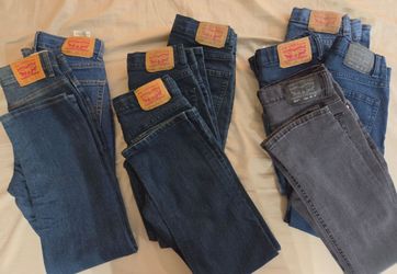 9 Levi 511 & 514 Jeans