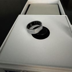 Oura ring - Silver - Mint Condition / In box