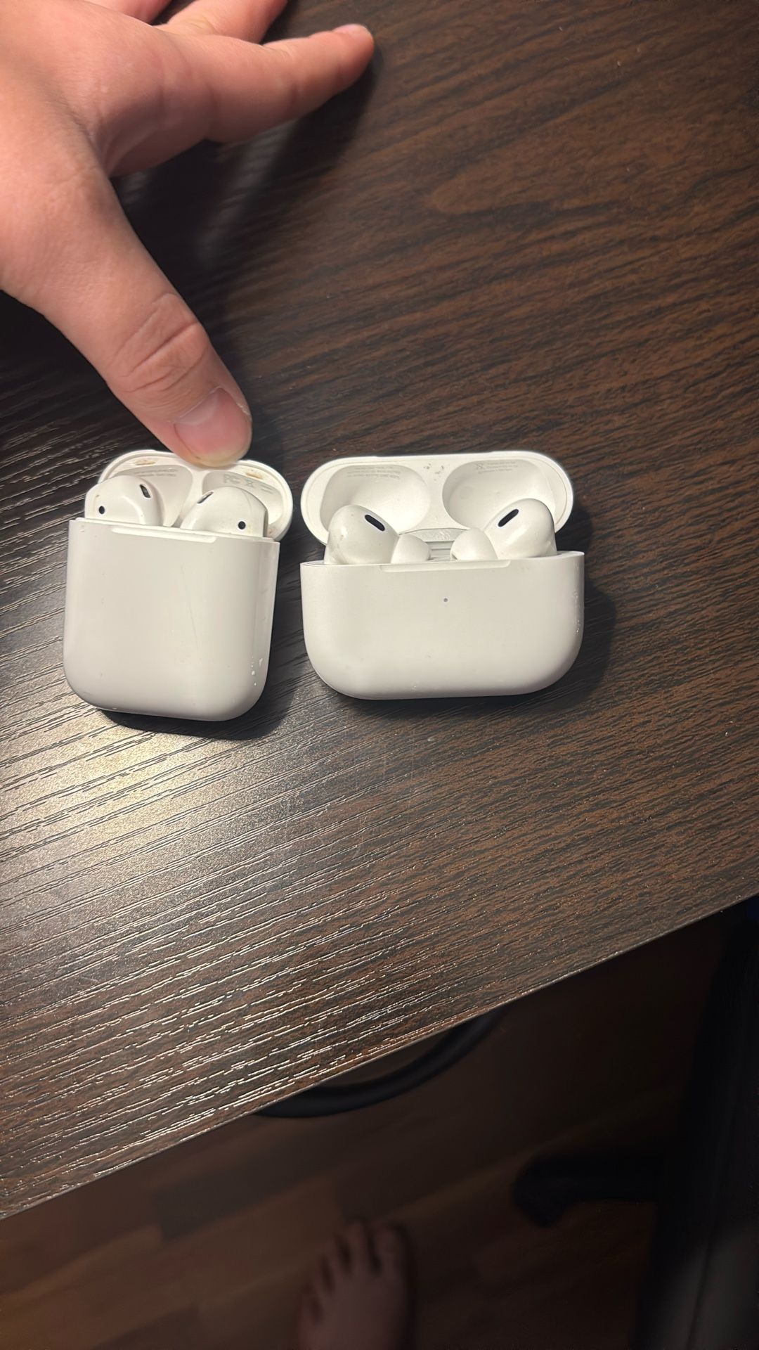 Like New Ear Pods Both 