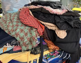 Clothing sale venta de ropa $2