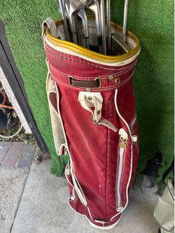 Golf sets with bags right handed, and Sunday golf bag