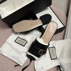 Gucci Black Slides -new. Size 37 1/2