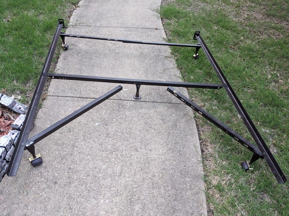 Queen Size Bed Frame In Excellent Condition 