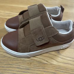 Kids uggs low