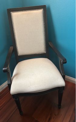 Elegant upholstered Chair