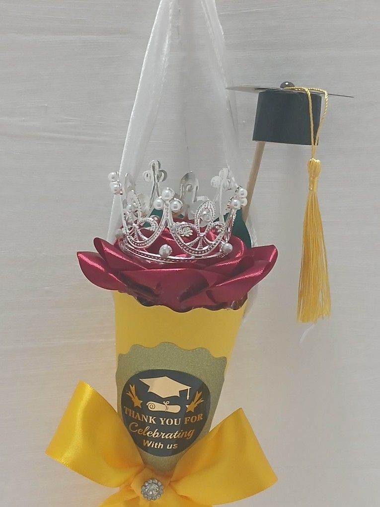 Eternal Flower With Crown And Birrete For Graduation 🎓