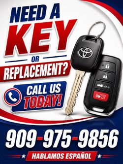 Car keys and remotes / llaves y control para auto