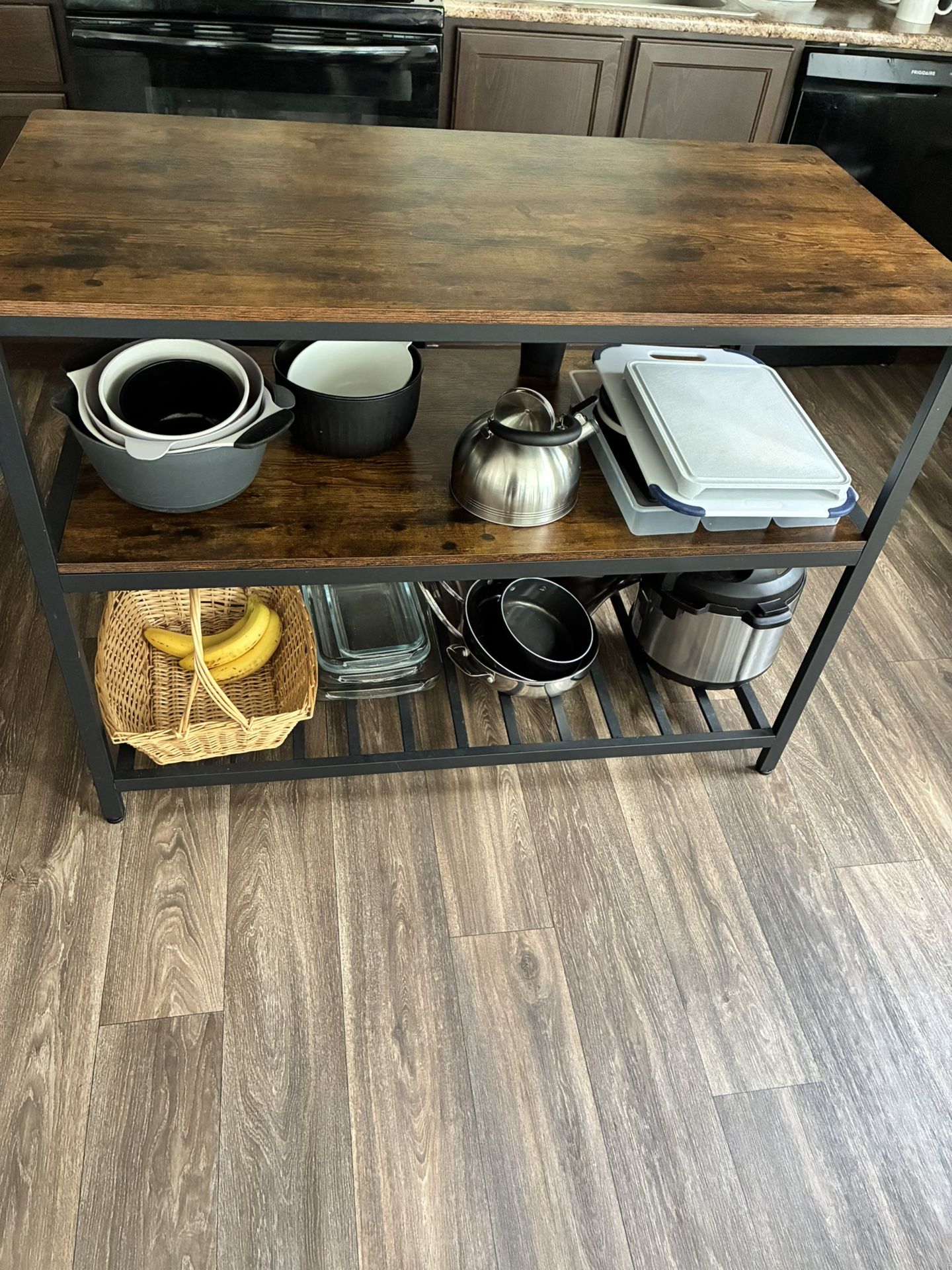 Kitchen Island With 3 shelves 