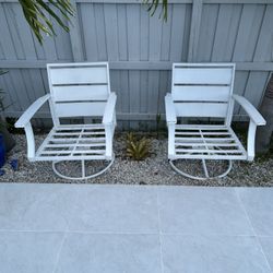 Outdoor Patio Table With Chairs