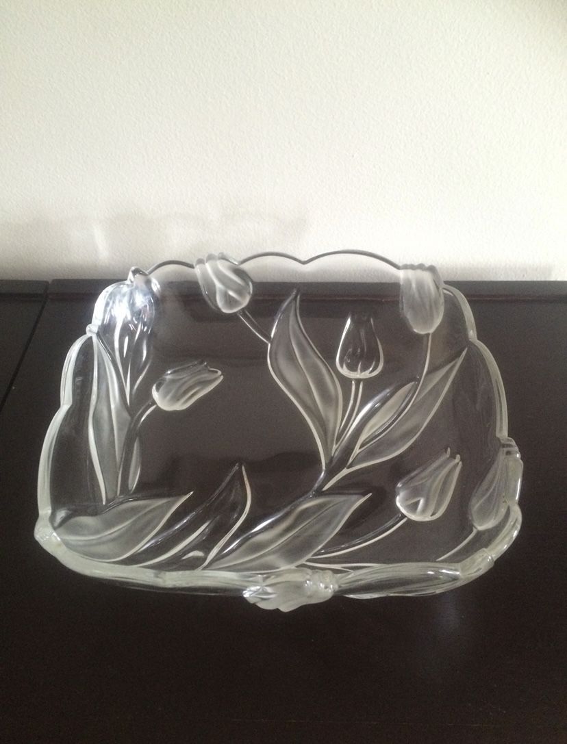 Tulipe Collection-Square Bowl