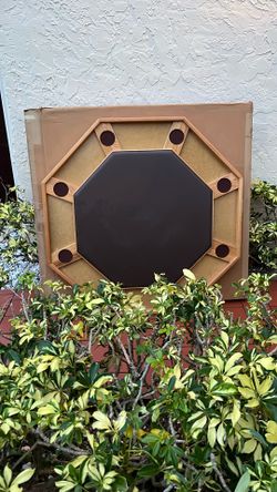 FOLDING BRIDGE/ POKER  TABLE 