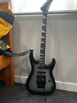Jackson JS34Q Dinky Silverburst Solid Body Electric Guitar