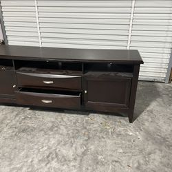 Entertainment Center / TV Stand