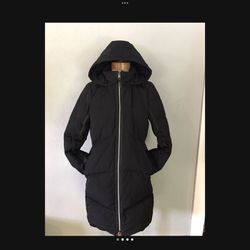 New With Tags Lands End Women Long Parka  Hyper Dry 600 Water Resistant Down Black Size  Medium/ 10-12