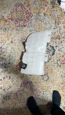 Engine Cooler reservoir Tank for Kenworth T660 Brand New