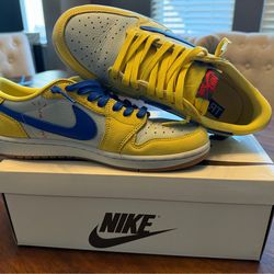 Jordan 1 low Travis Scott Canary (VERY CLEAN VNDS)