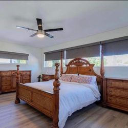 Beautiful Tommy Bahama Style Bedroom Set ( Deliver Available) 