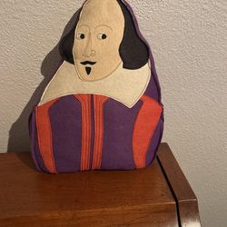 Shakespeare Pillow 