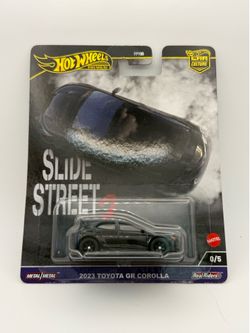 HOT WHEELS PREMIUM CAR CULTURE CHASE SLIDE STREET 2023 TOYOTA GR COROLLA #0/5