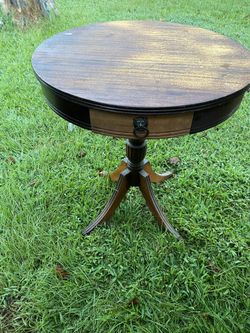 Drum Table Antique