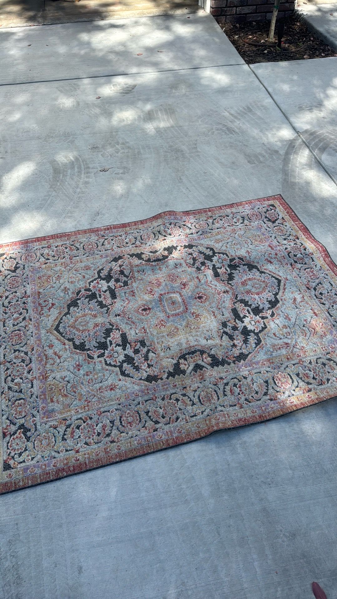 Patterned rug