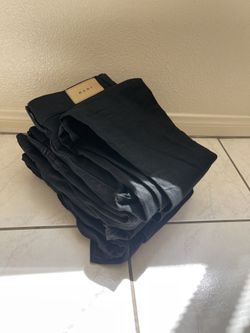4 Pair Of Jeans
