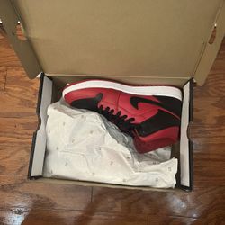 *OFFERING* Jordan 1s Red, Black And White 