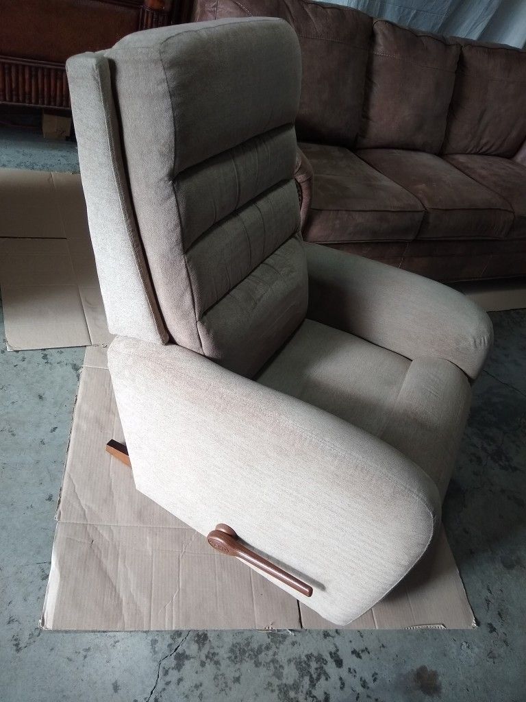 La-Z-Boy Rocking Reclining Chair.