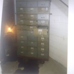 Rolling Industrial File Cabinet/Mechanic Garage Etc