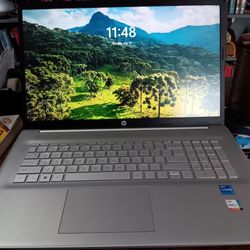 HP  17" LAPTOP  Barely Used Excellent Condition