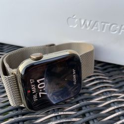 Apple Watch 9 45mm Gold Stainless Steel