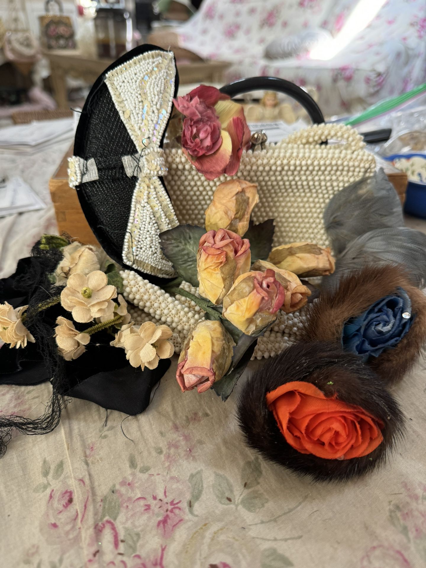 Vintage Lot Of Hat Millinary Flowers Feathers Etc 