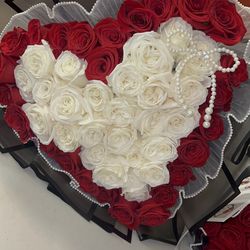 Ramo Buchon/ Rose Bouquet