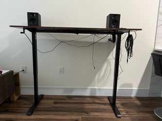 CONCETTA Electric Height Adjustable Desk
