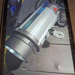 NEEWER N-250 W STUDIO MONOLIGHT FLASHES ( PSN036912)