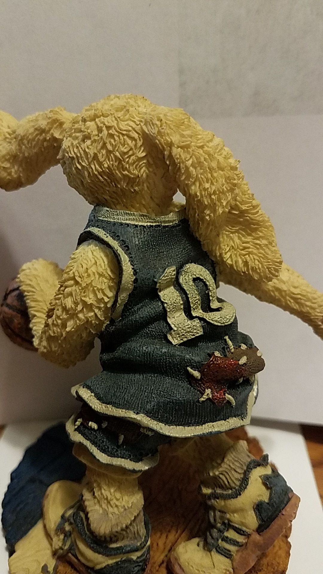 BOYDS BEARS and FRIENDS BASKETBALL RABBIT