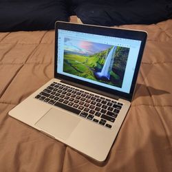 MacBook Pro (500GB)