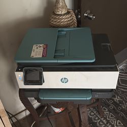 Printer it works very well no refurbished