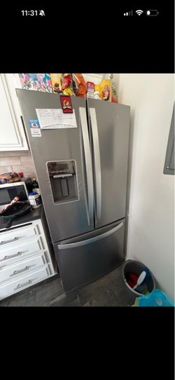Whrilpool refrigerator