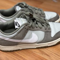 Nike Dunk Low Suede Gray Green Gum Sole Men’s US 9