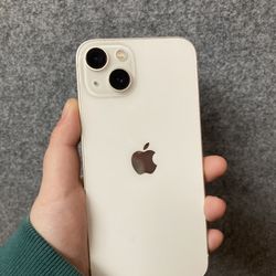 Factory Unlocked Iphone 13 128 gb comes with store warranty 