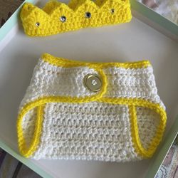 Diaper Cover With Crown 