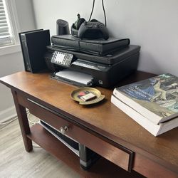 Entertainment Unit / Table 