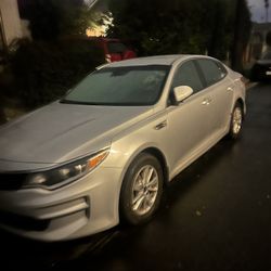 2017 KIA Optima