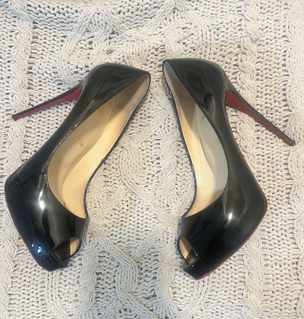 Christian Louboutin size 39 US size 8 1/2 9